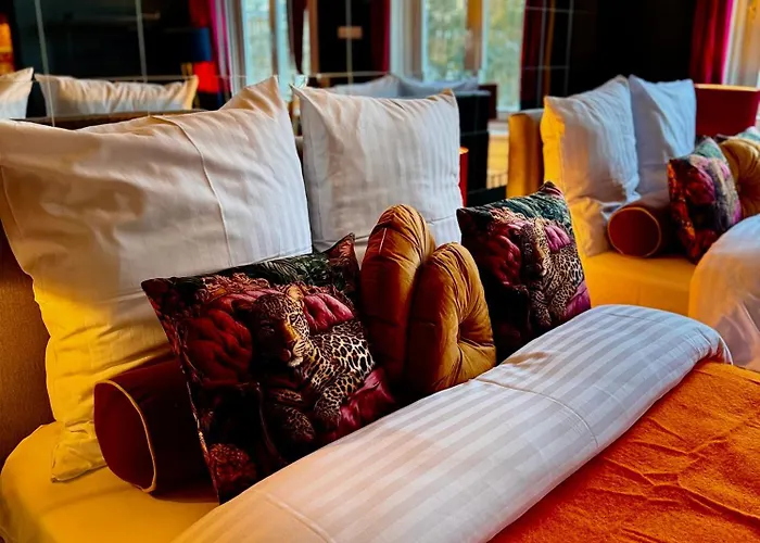 Sleephotels Alsterroom *